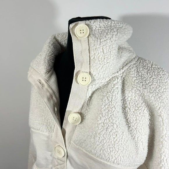 J Crew Sherpa Fleece Pull Over Sweatshirt Womens Medium White - Picture 3 of 8